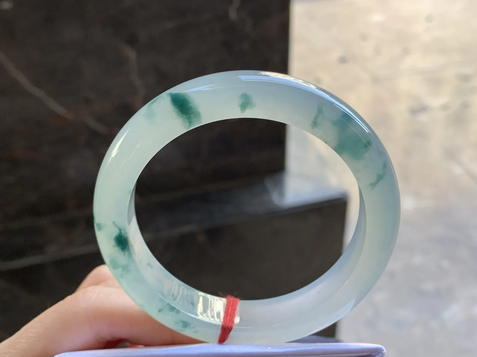 56.5-12.9-8.8

蓝花手镯^_^飘花灵韵