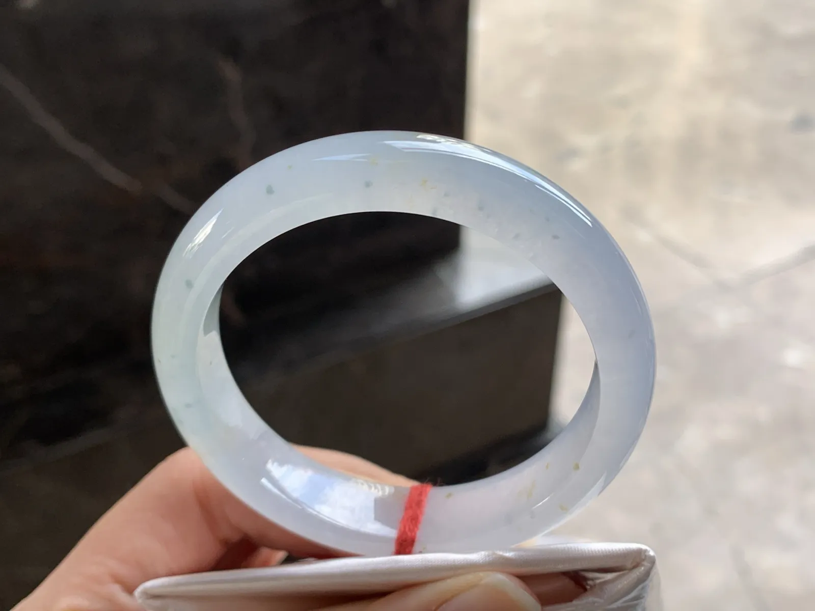 54-12.2-8

冰种手镯^_^清透白月光