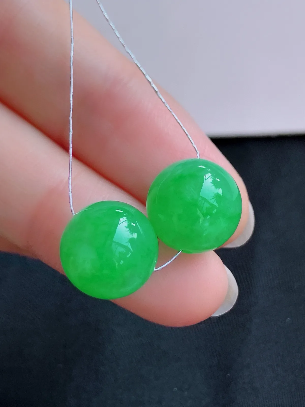 甜绿圆珠一对，饱满大气，尺寸12/自然光实拍