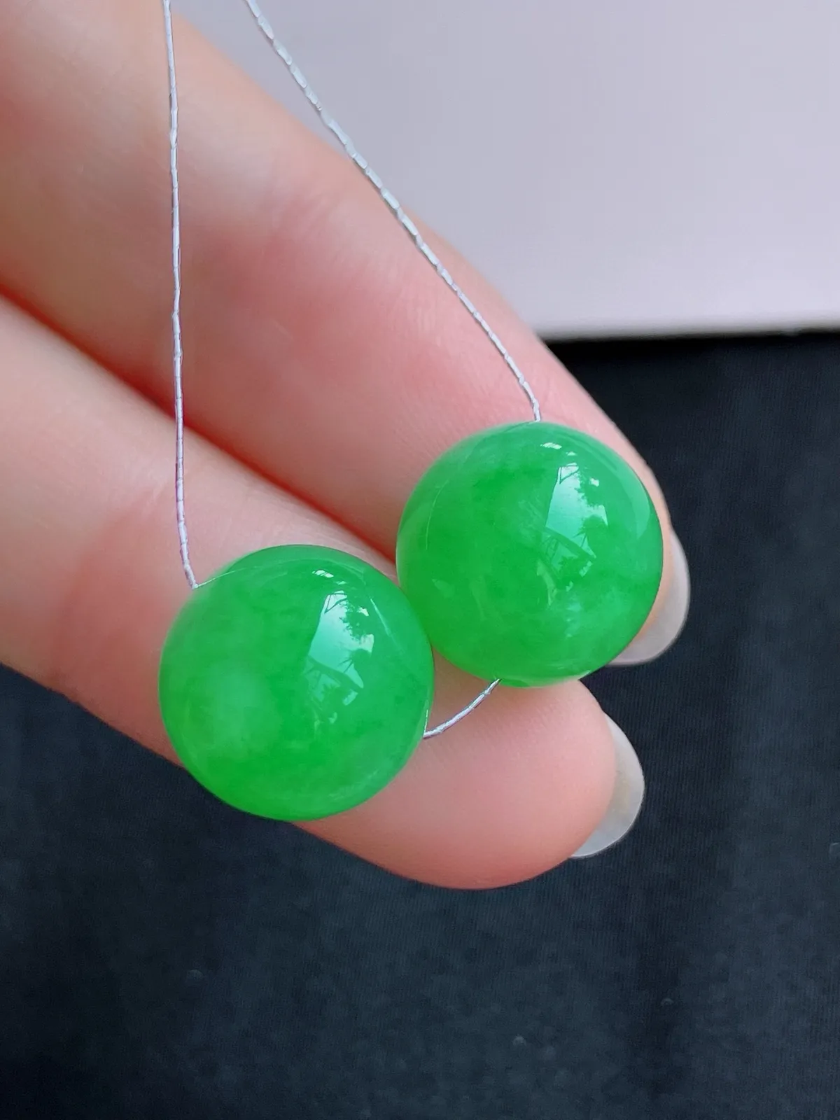 甜绿圆珠一对，饱满大气，尺寸12/自然光实拍