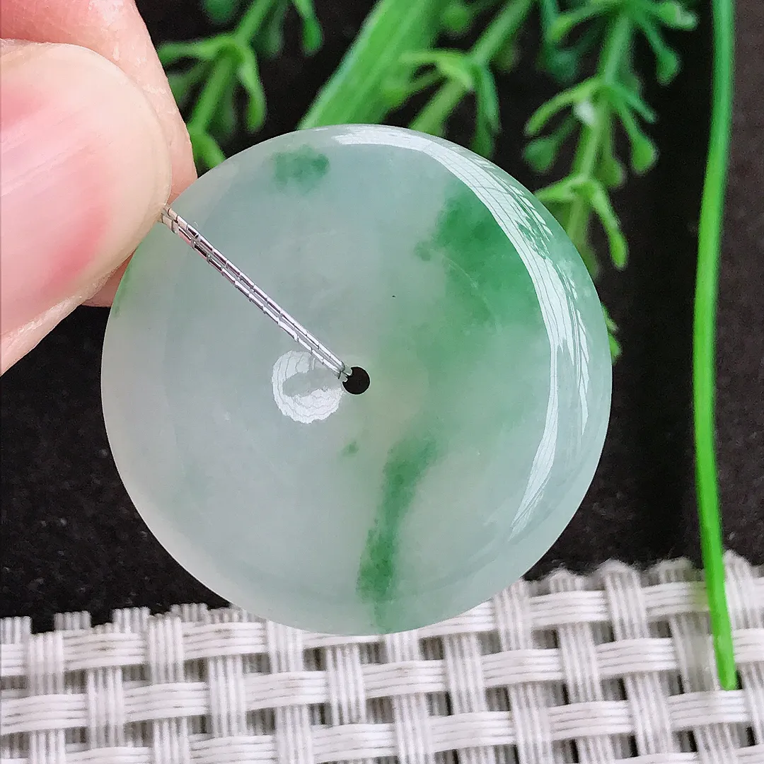 实拍A货翡翠29.8/6老坑冰胶水灵飘绿平安扣吊坠翡翠玉扣挂件