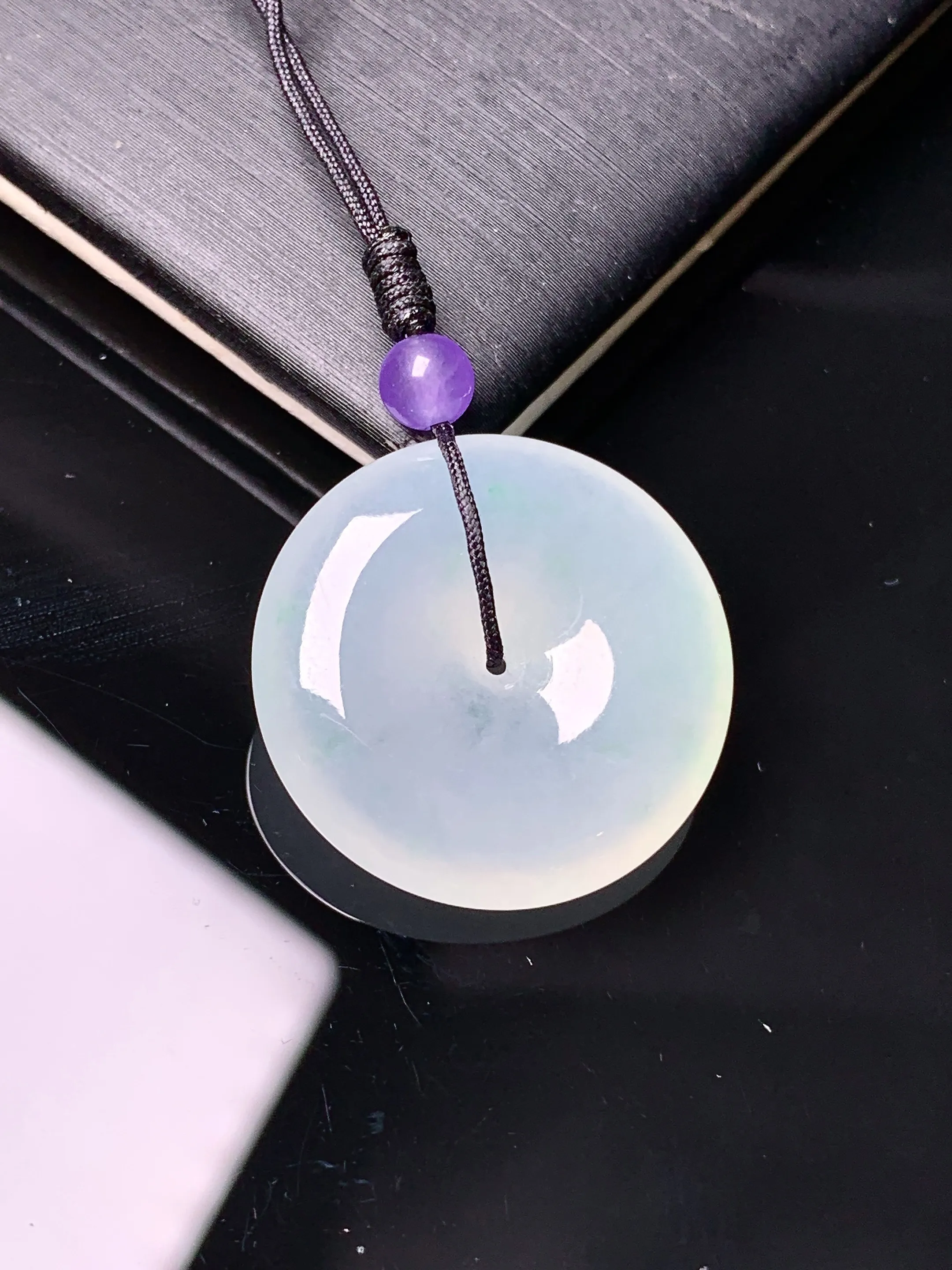 冰种平安扣吊坠 玉质细腻 色泽艳丽清新 整体尺寸22.2*5.5