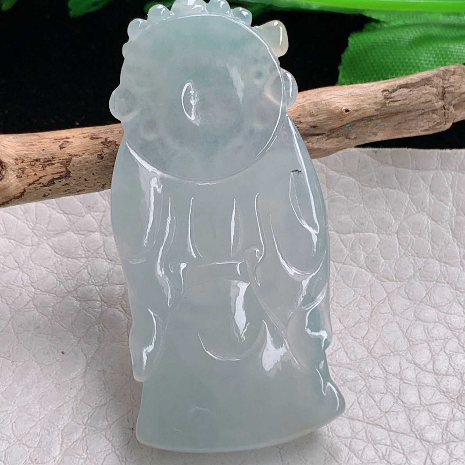 lz实拍52.8*24.5*5.6缅甸翡翠精雕冰晴立体财神爷 财爷玉吊坠 玉挂坠