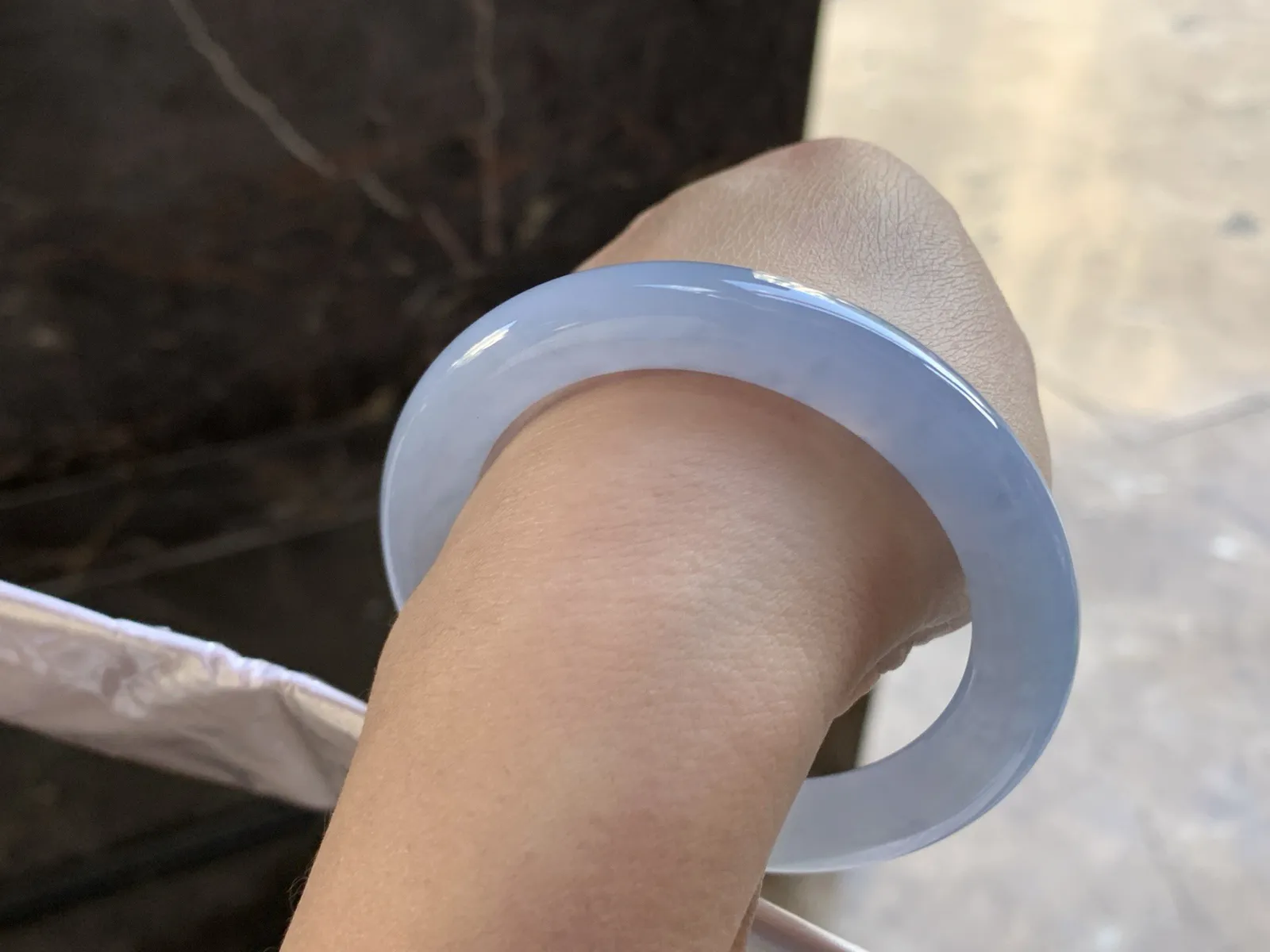 54-9.7

紫罗兰圆条手镯^_^细腻 清新