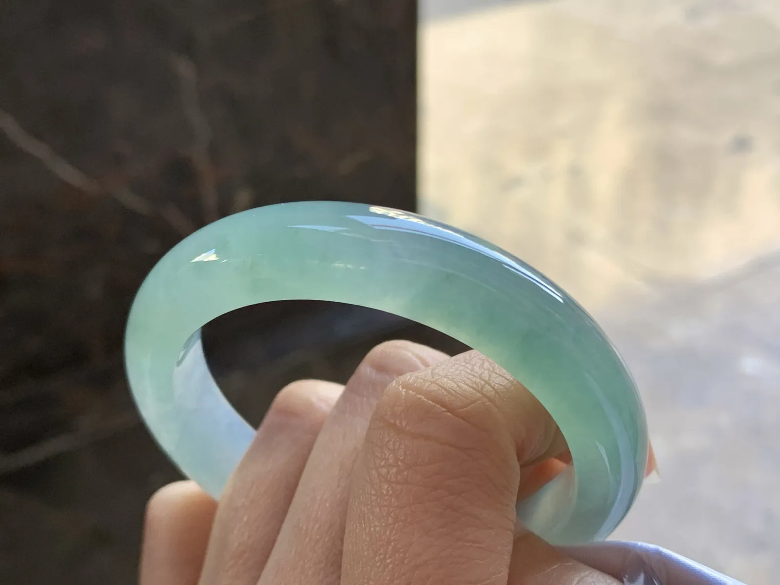 53-11.7-8.2

冰蓝手镯^_^种水清透