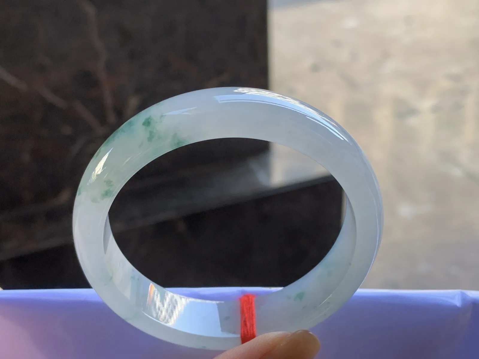 冰种飘花手镯
种好水足 54/14.4/7mm