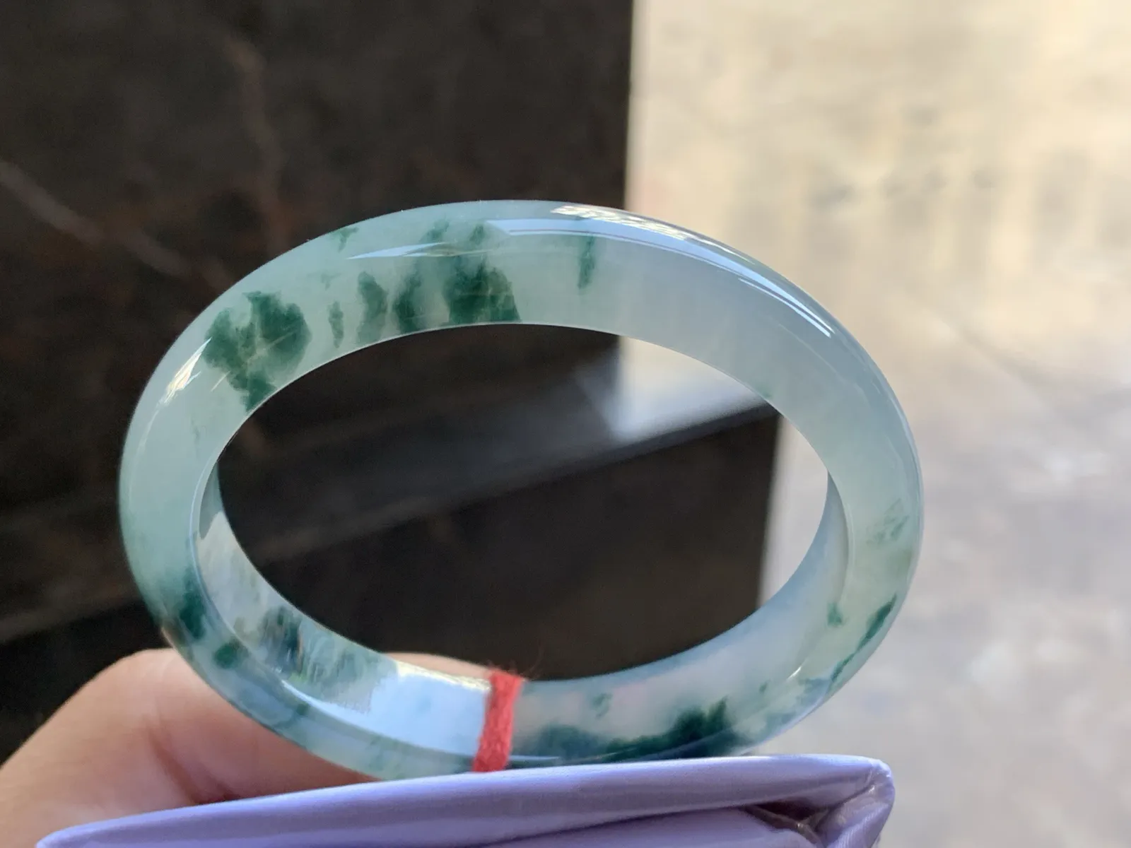 56.5-12.5-7.6

蓝花贵妃手镯^_^飘花浓郁 正圈54可以带