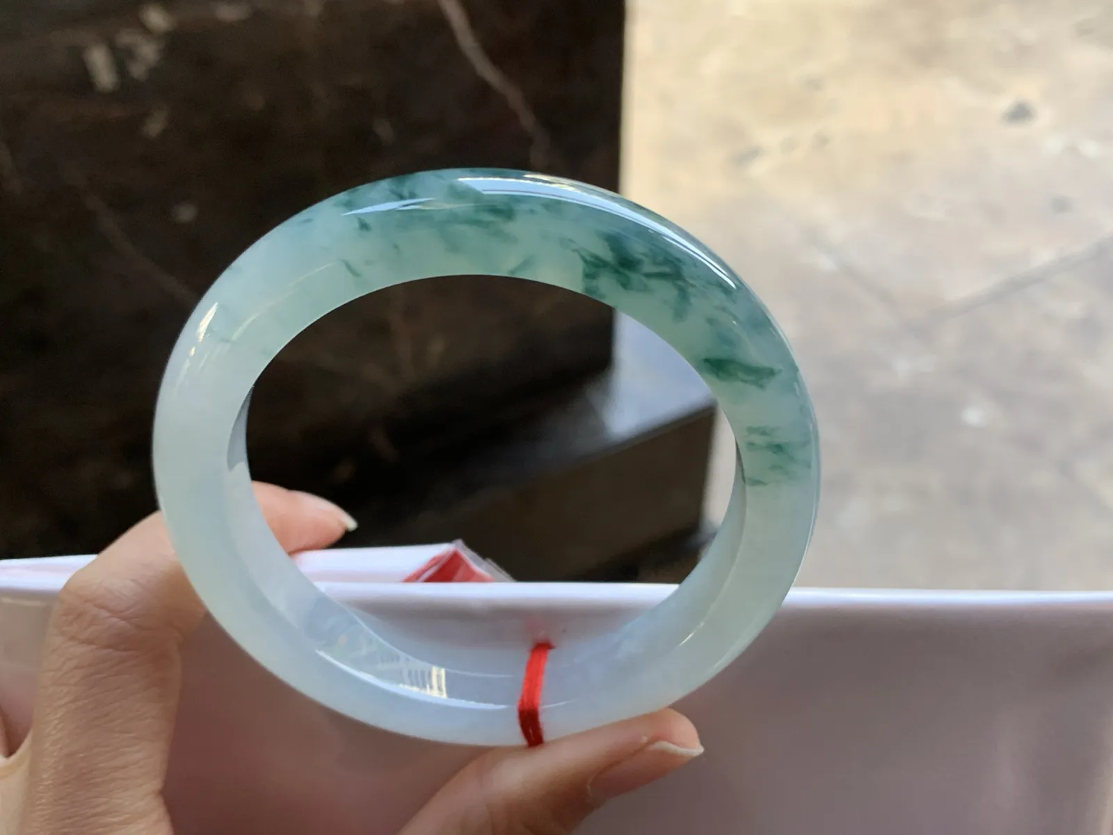 60-12-9.6

蓝花大圈手镯^_^飘花浓郁