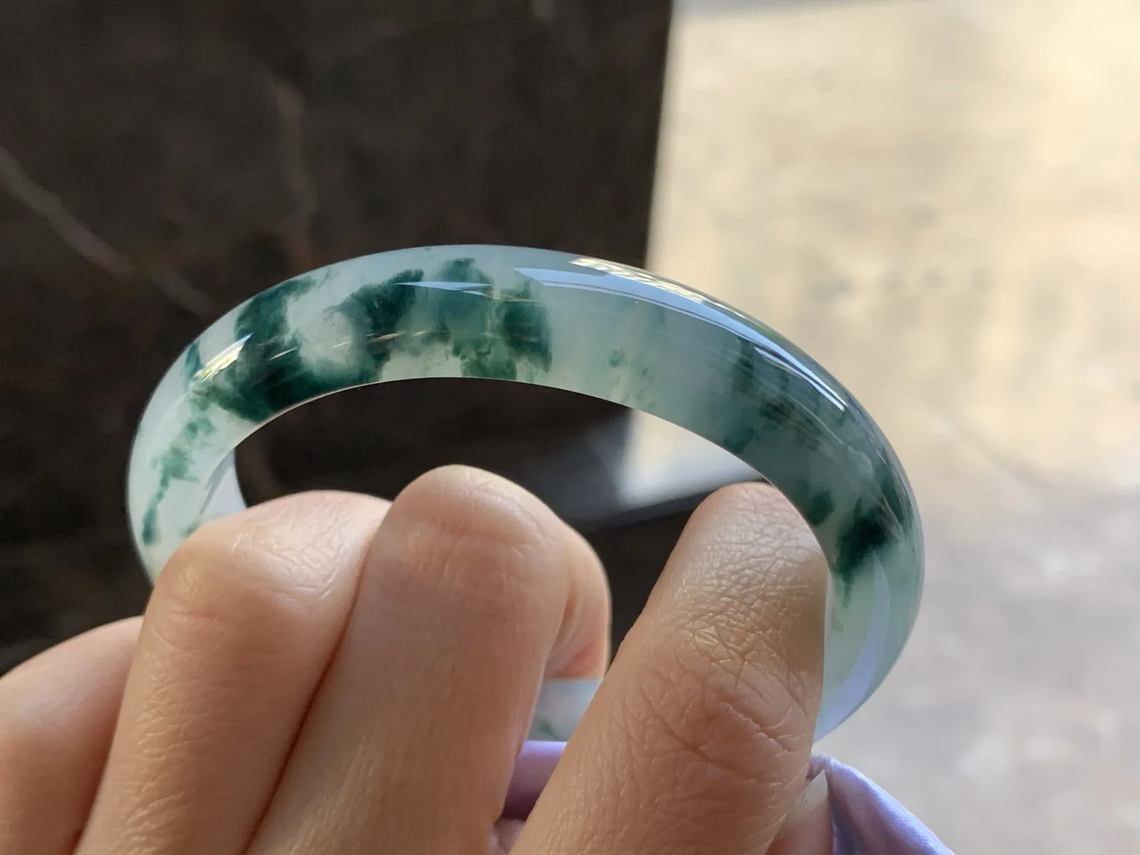 56.5-12.5-7.6

蓝花贵妃手镯^_^飘花浓郁 正圈54可以带