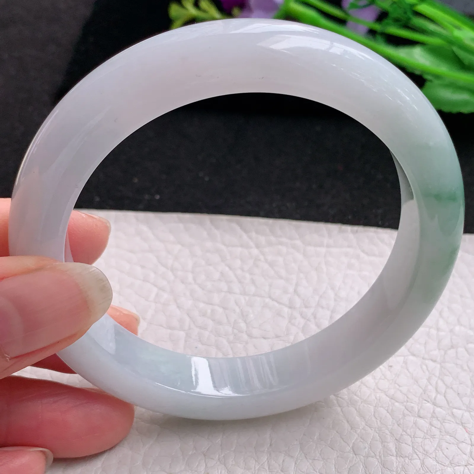 yh大圈口61*12.8*9.3平安镯 缅甸翡翠精美飘花大气宽边玉手镯 玉手环