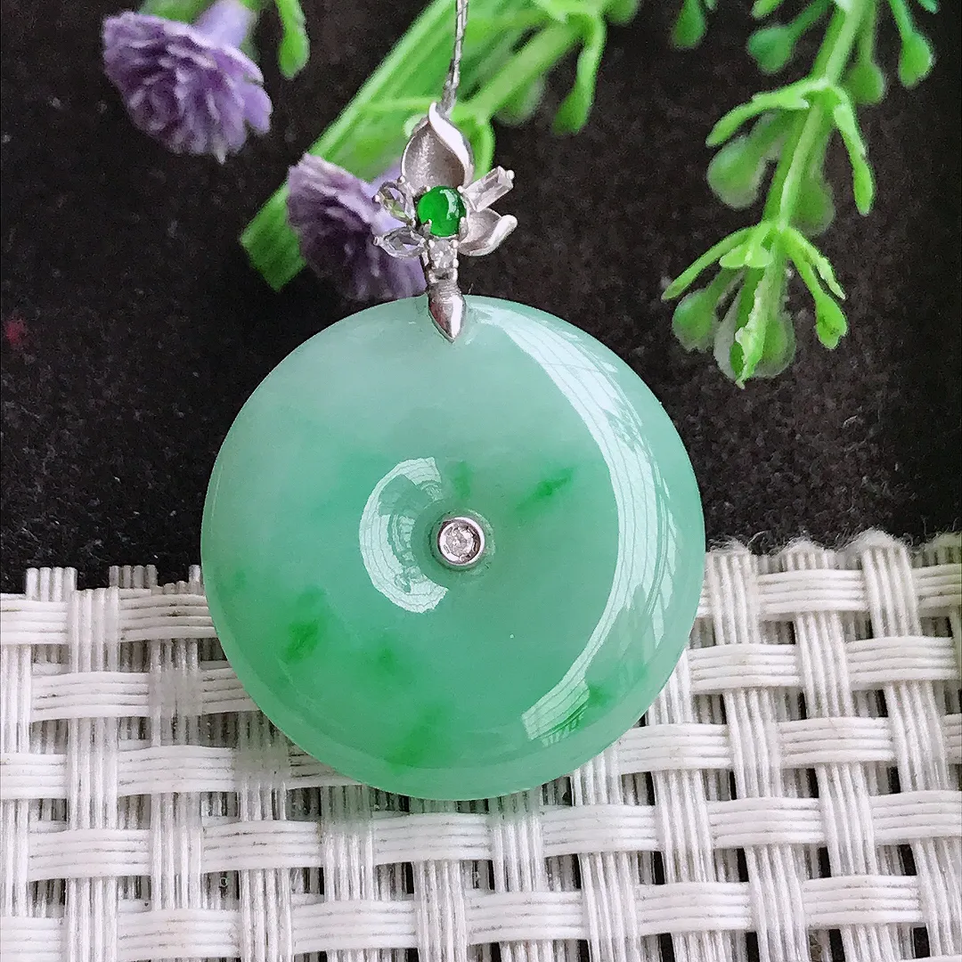 实拍A货翡翠25/6.1老坑18k金镶嵌冰润飘阳绿平安扣吊坠翡翠挂件