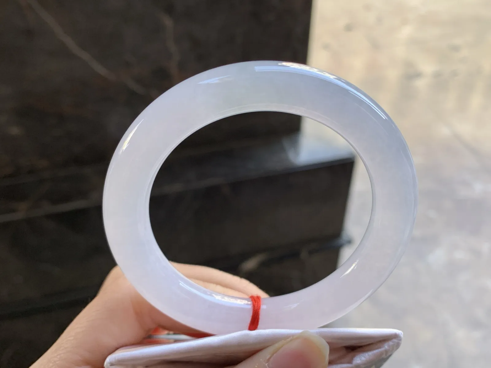 55-10.8

冰紫圆条手镯^_^水润冰透 清新