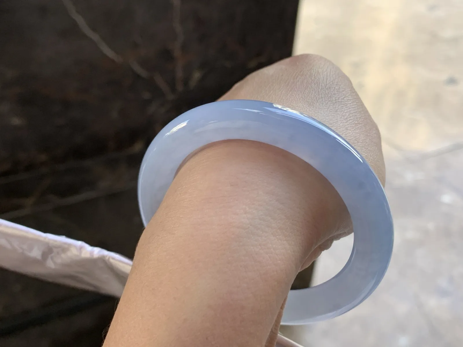 54-9.7

紫罗兰圆条手镯^_^细腻 清新