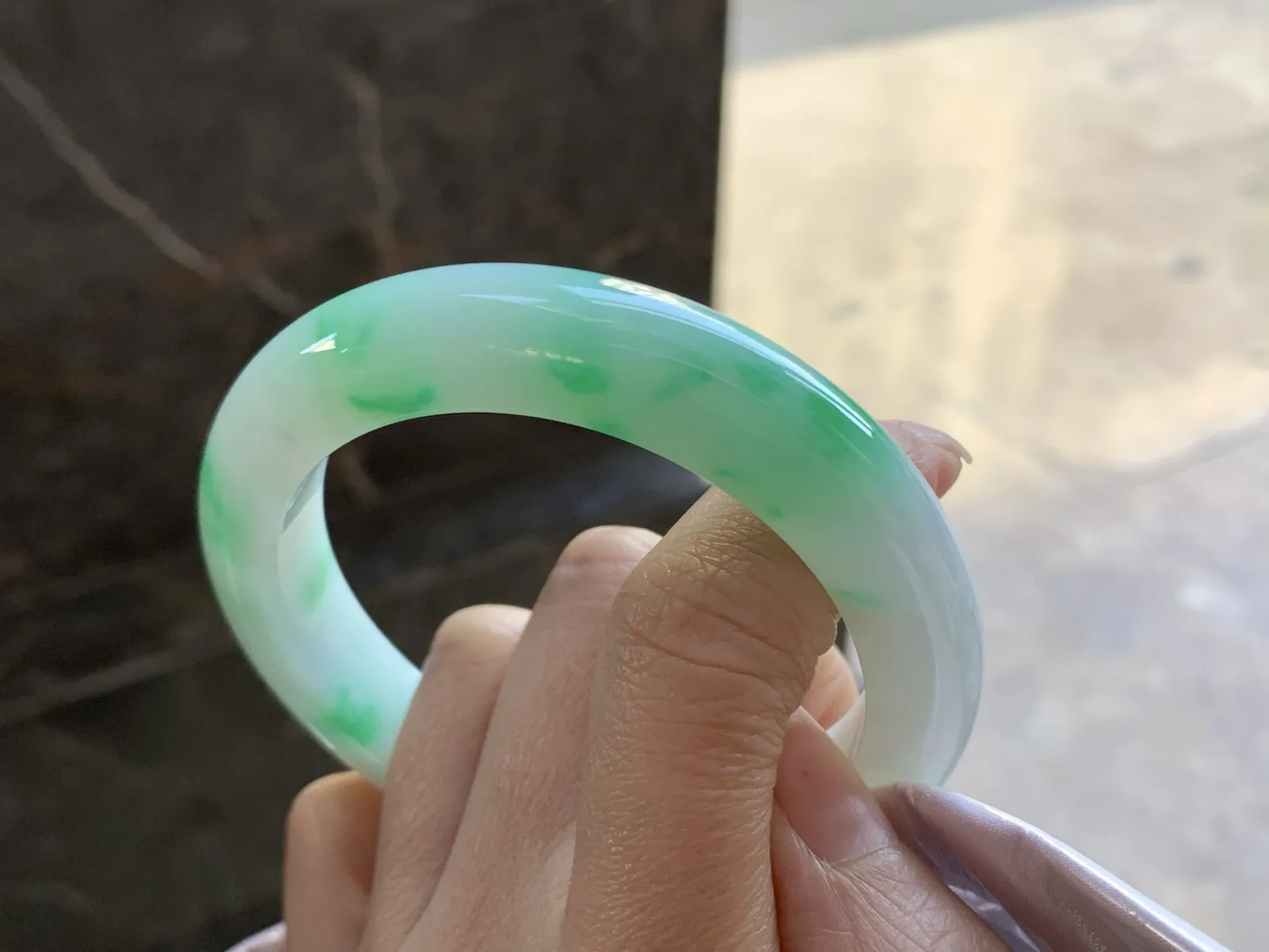 56.5-12-10.1毫米

飘绿手镯^_^清新 色阳