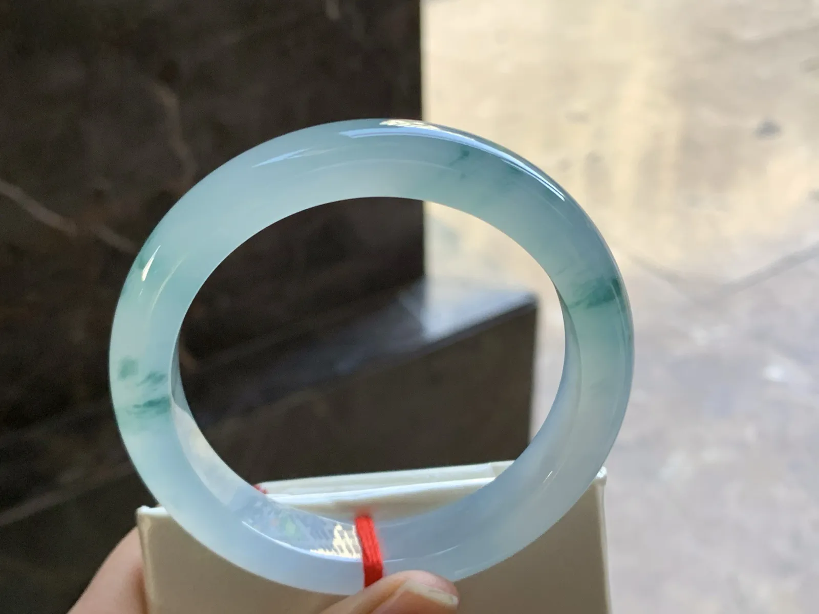 57.5-12.5-9

冰种蓝花手镯^_^清新