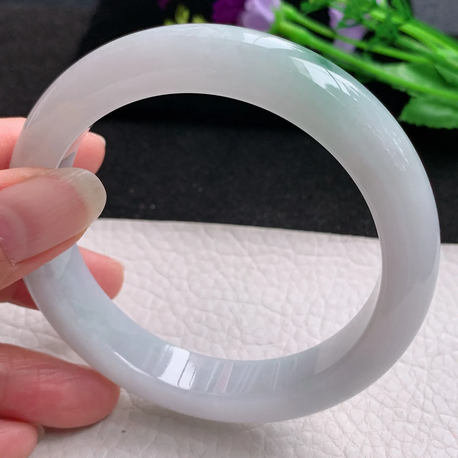 yh大圈口61*12.8*9.3平安镯 缅甸翡翠精美飘花大气宽边玉手镯 玉手环