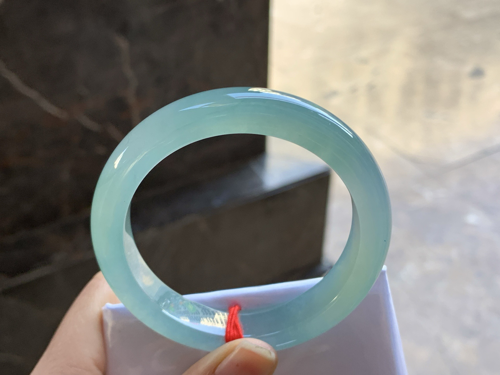 52-11.9-8.3

冰蓝手镯^_^水润冰透