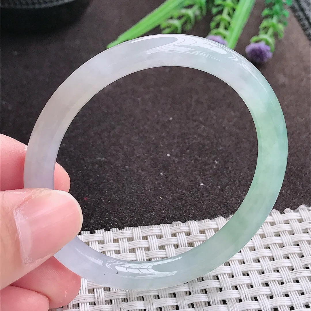 实拍A货翡翠52/6.9/7.2老坑冰胶果冻冰晴圆条手镯宽边翡翠玉镯女款