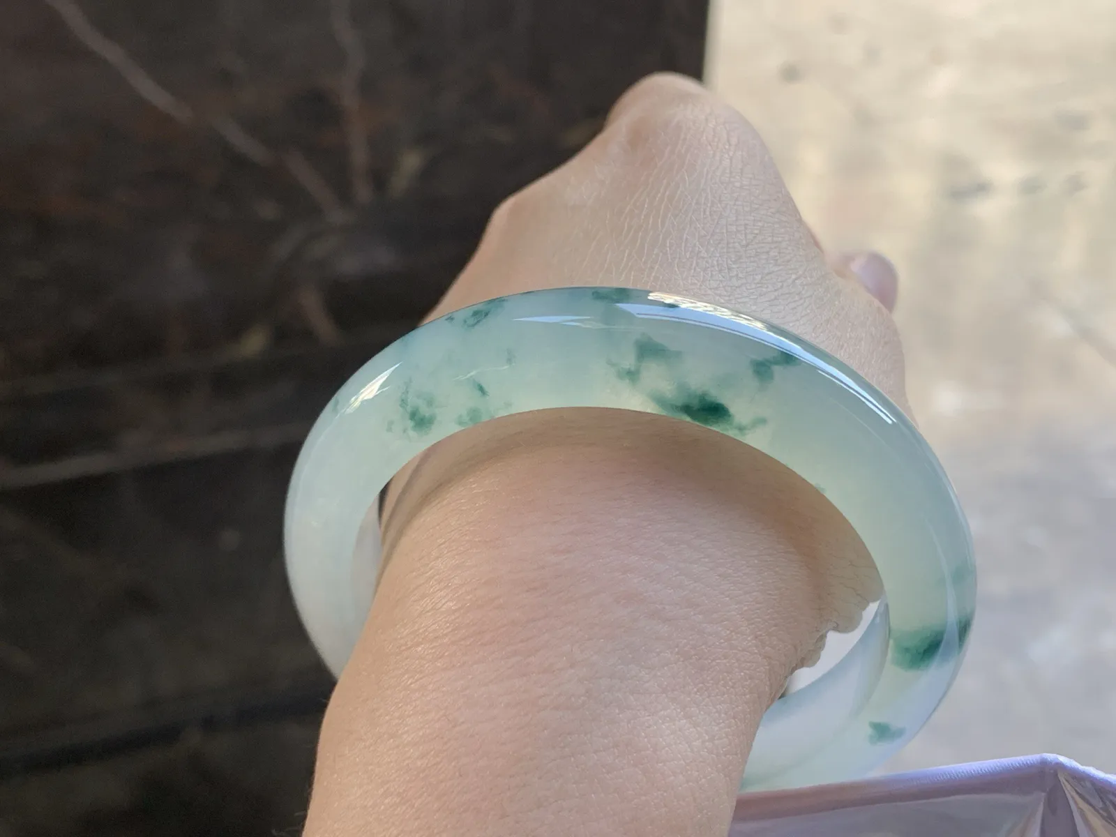 56.5-12.9-8.8

蓝花手镯^_^飘花灵韵