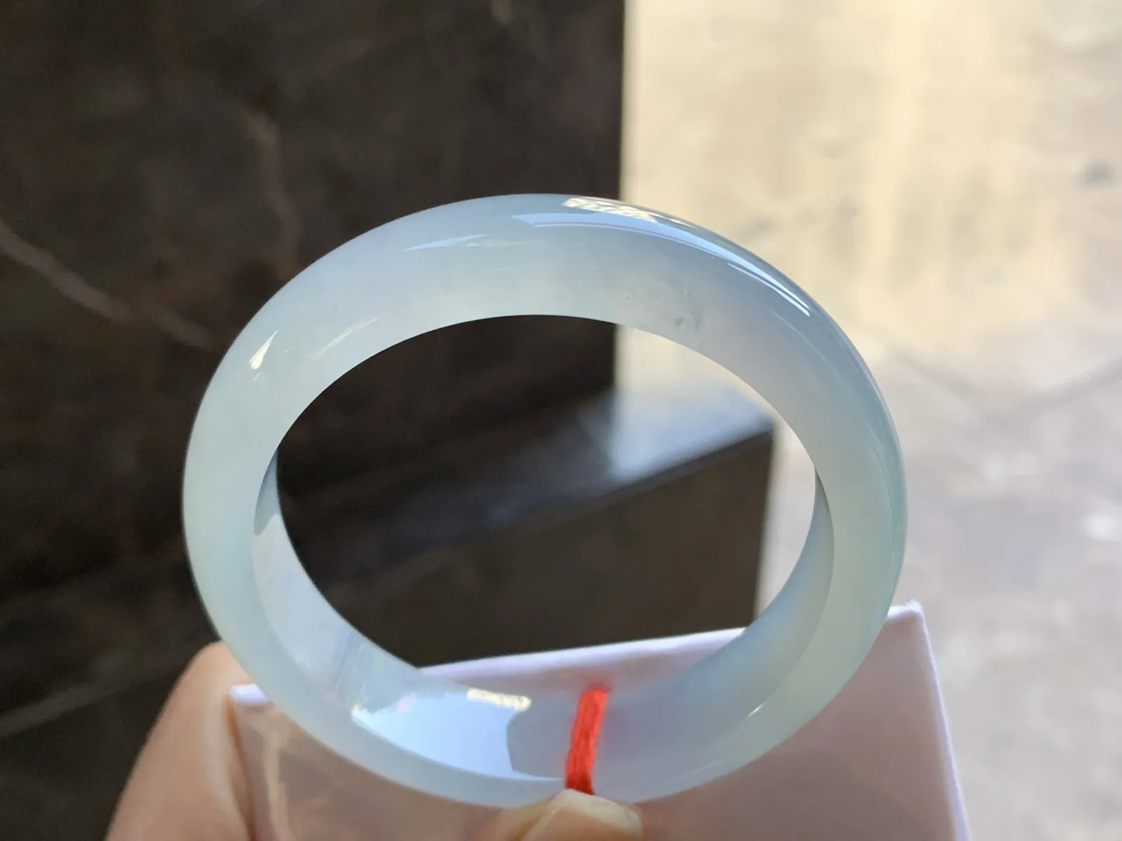 53-12.8-7.8毫米

冰种手镯^_^白冰 种水清透