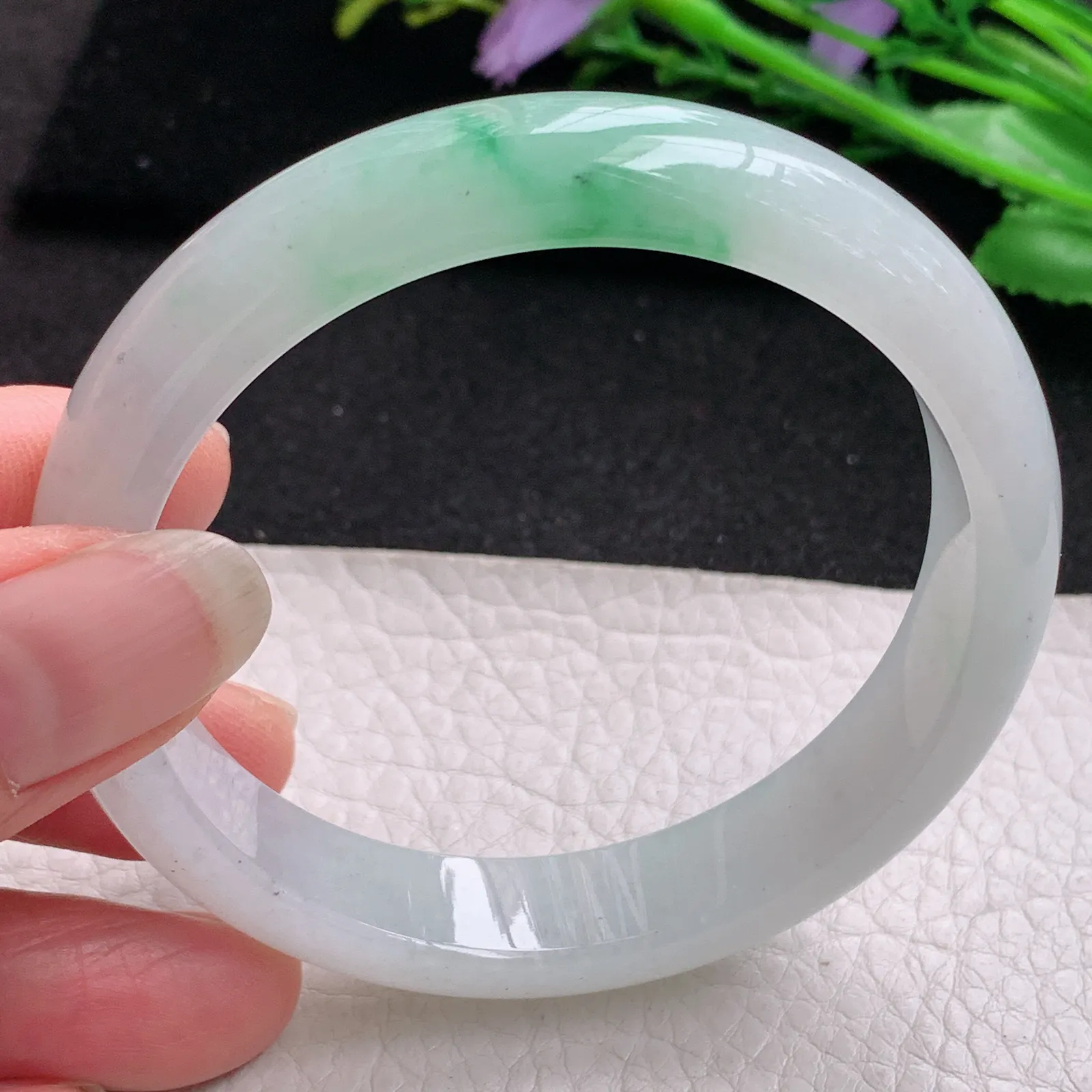 js实拍57*12.3*7.3平安镯 缅甸翡翠精美冰飘绿花宽边玉手镯 玉手环