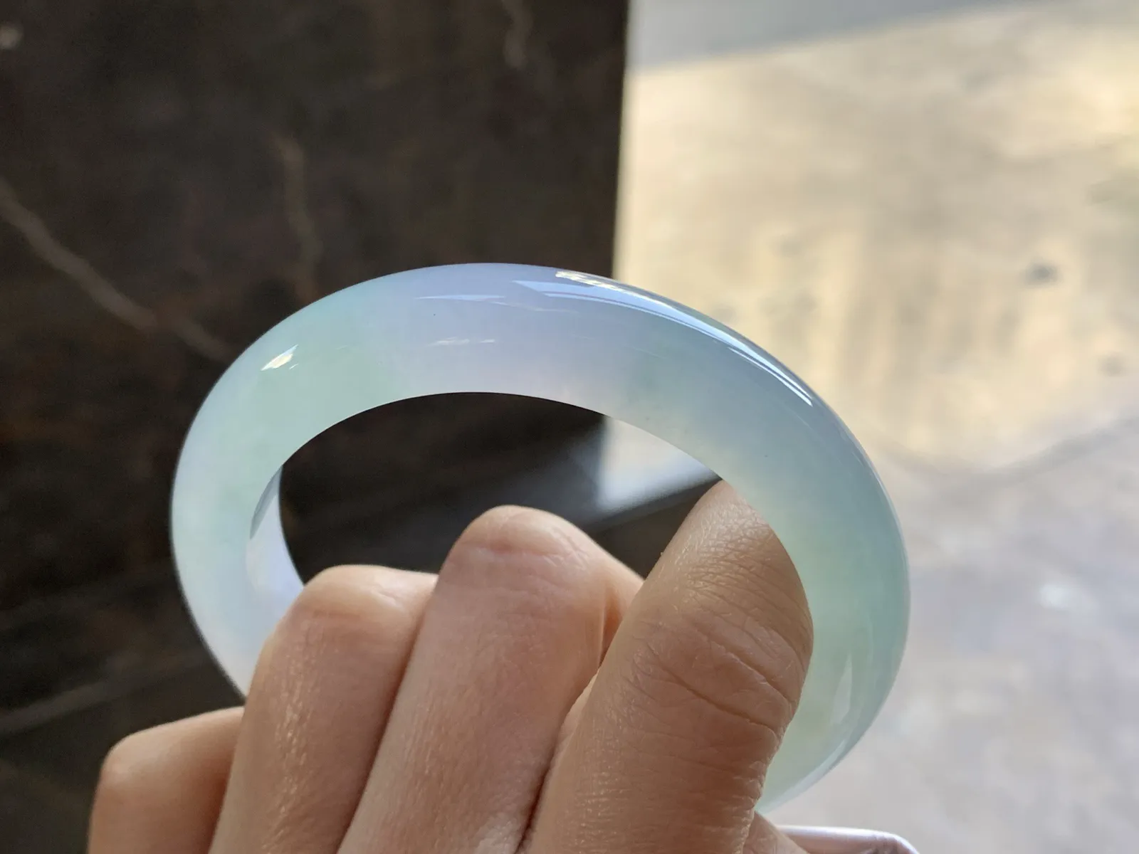 56-12.2-9

冰种淡春彩手镯^_^清新