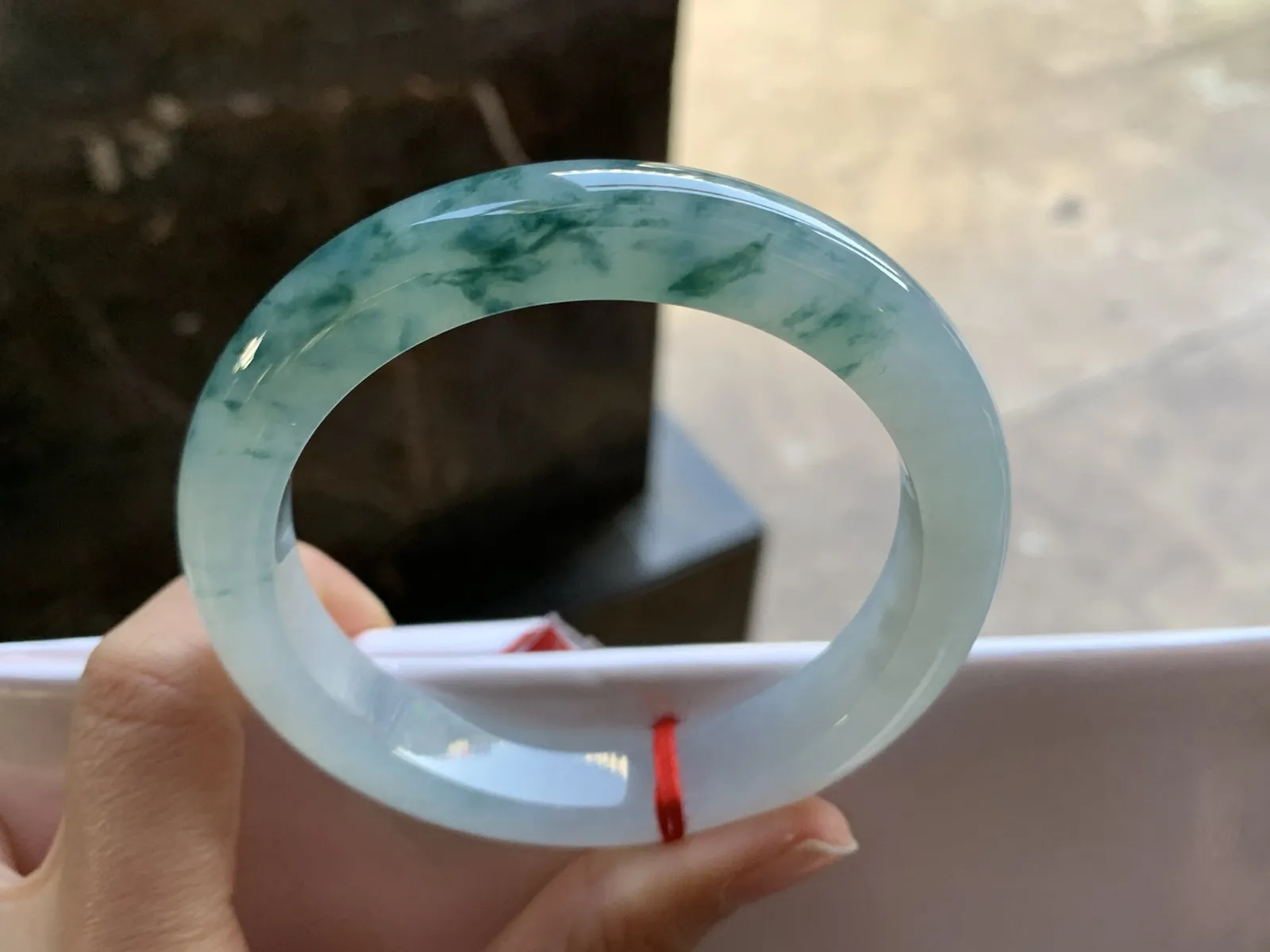 60-12-9.6

蓝花大圈手镯^_^飘花浓郁