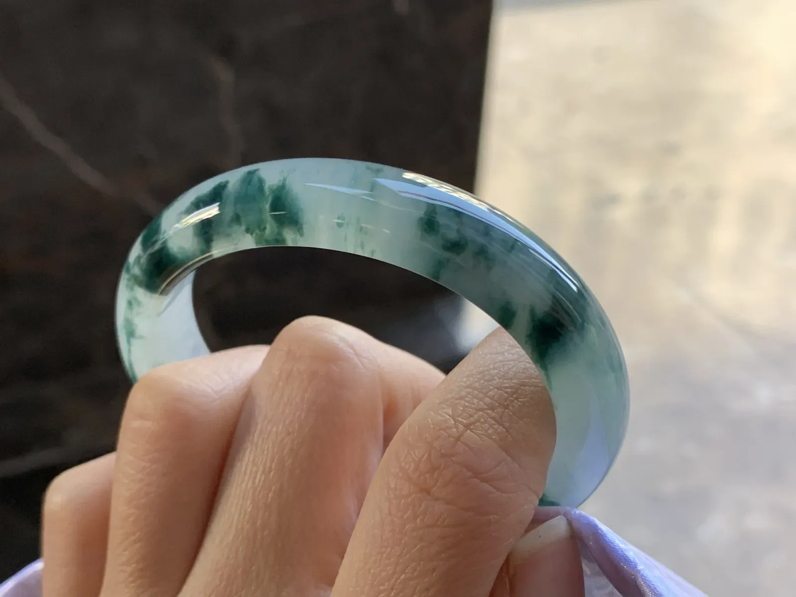 56.5-12.5-7.6

蓝花贵妃手镯^_^飘花浓郁 正圈54可以带