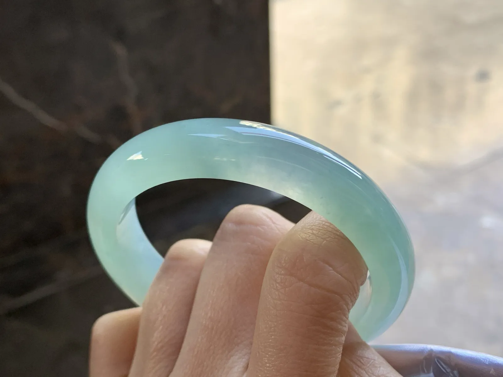 54.5-12.4-8.2

冰蓝手镯^_^水润 清新