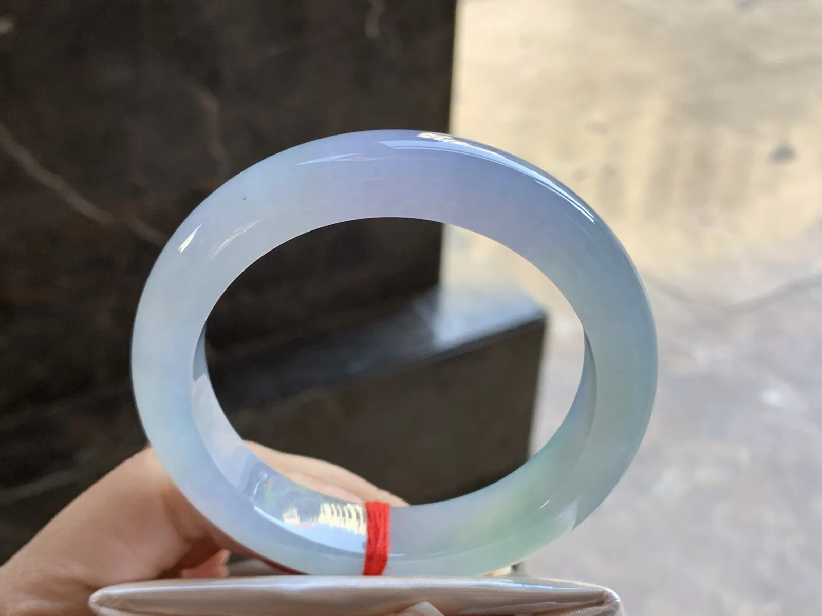 57-13.2-10

冰紫淡春彩手镯^_^清新 冰透