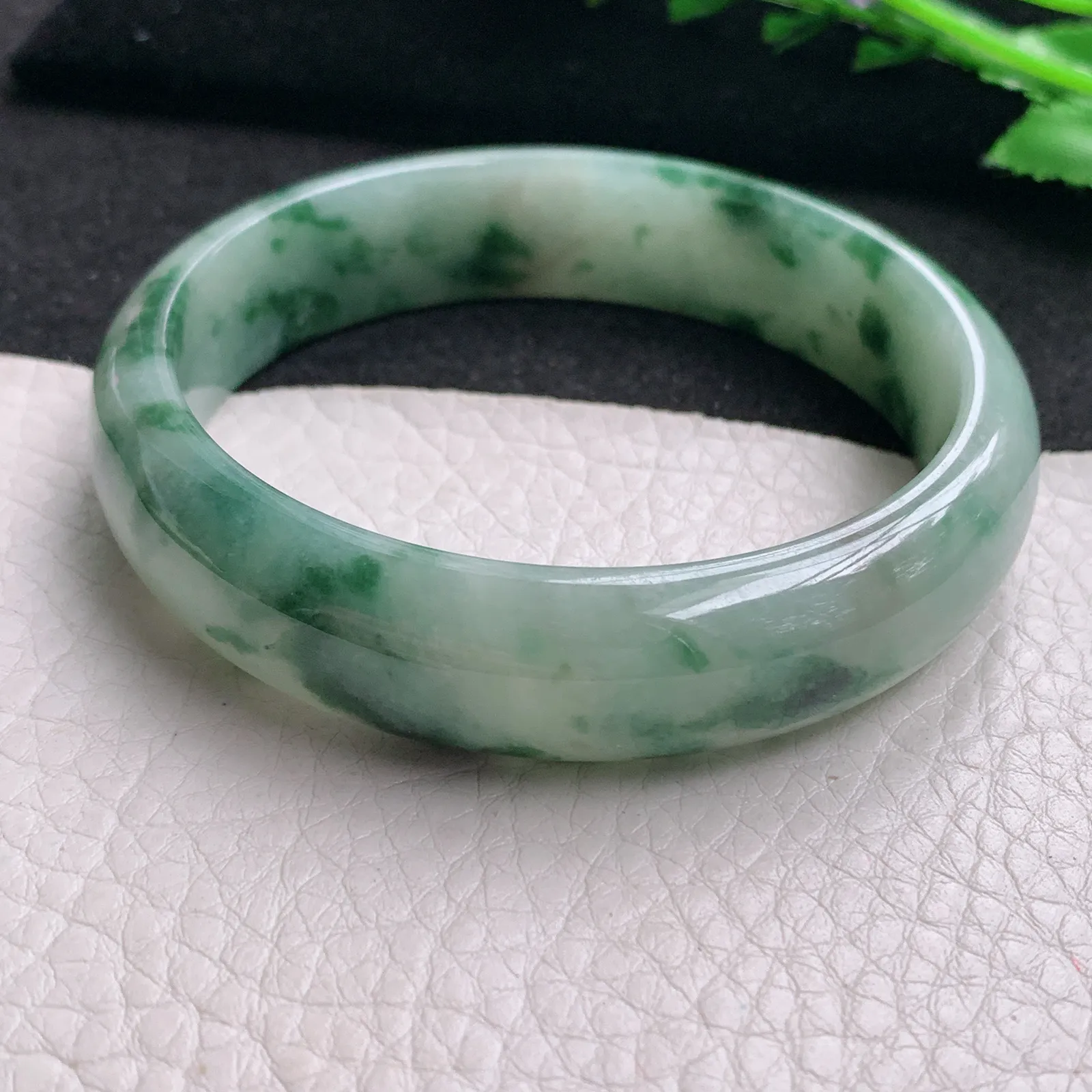 js实拍58.5*14.2*7.2平安镯 缅甸翡翠精美飘花宽边玉手镯 玉手环