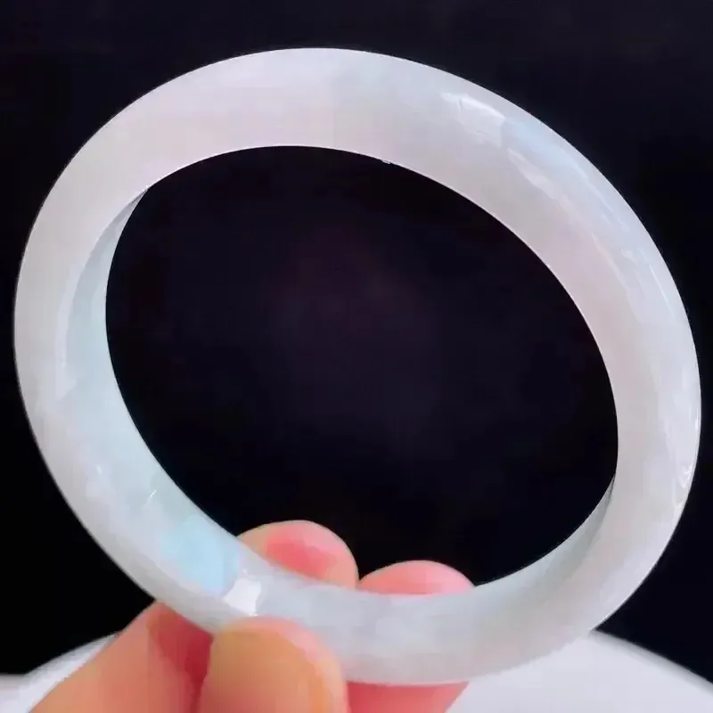 55.6圈有种有色天然翡翠A货玉手镯好种水浅绿水润手镯 44.07g