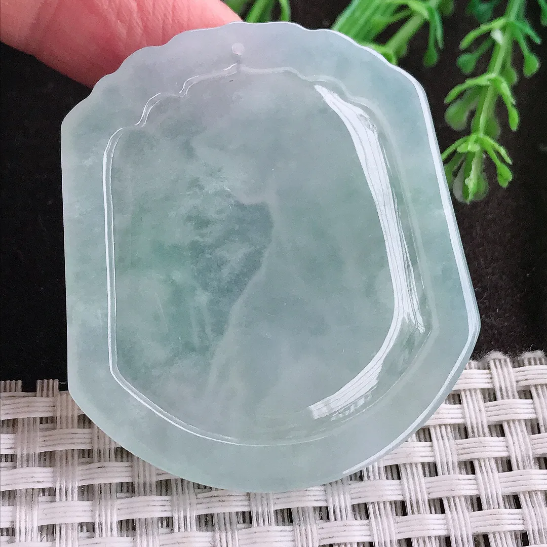 实拍A货翡翠50/44.6/5老坑冰胶果冻冰晴生肖虎牌吊坠翡翠挂件