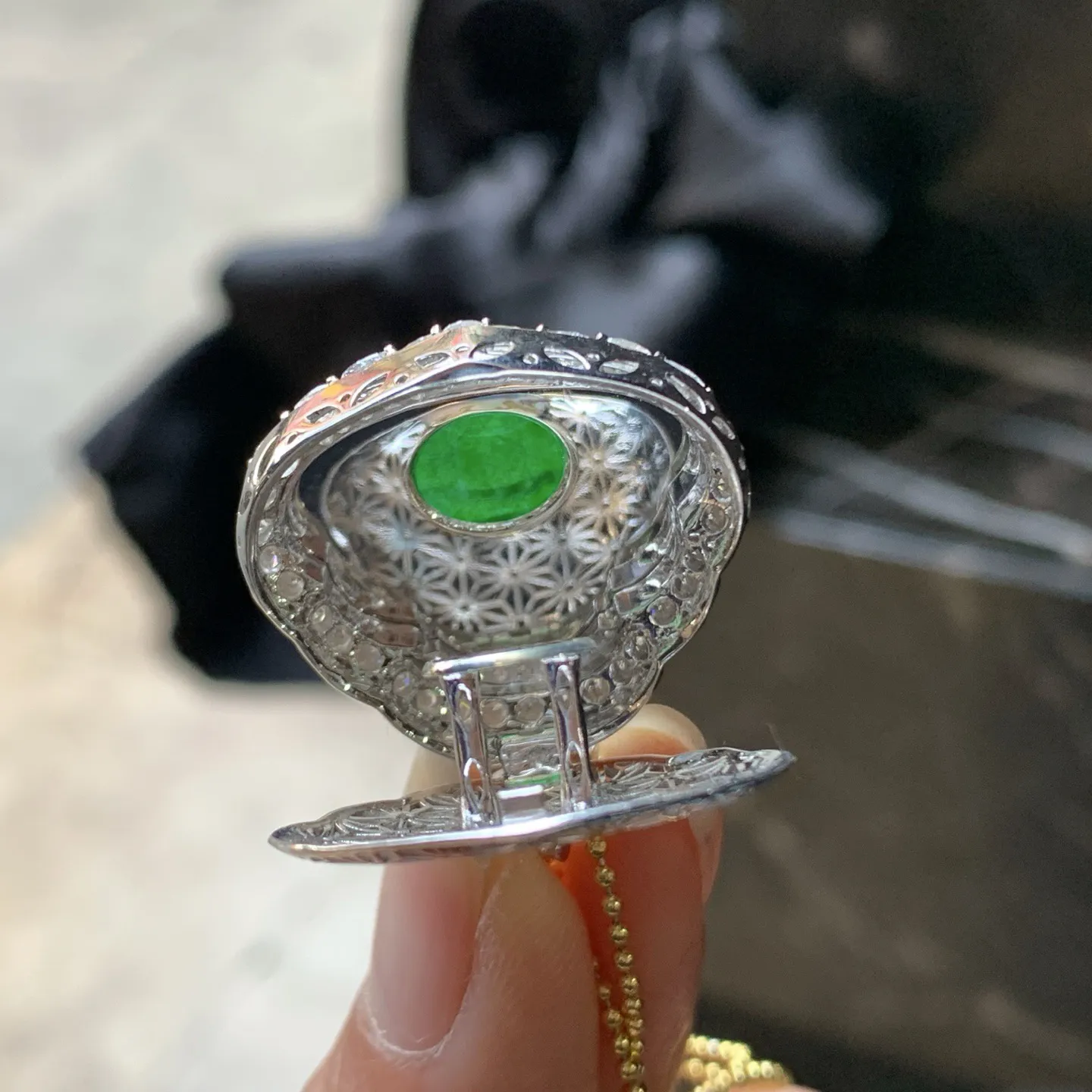 金钻镶嵌冰绿佛公^_^种色冰透 鲜艳