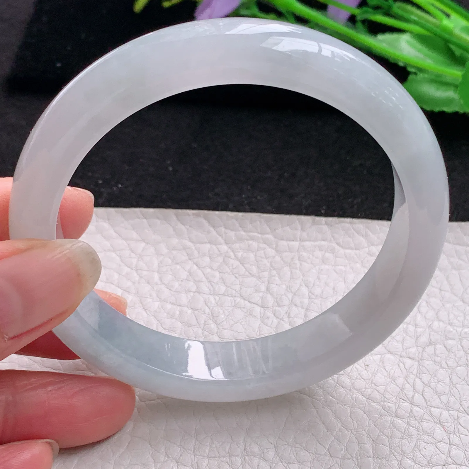 yh大圈口61*12.8*8.3平安镯 缅甸翡翠精美冰纯宽边玉手镯 玉手环