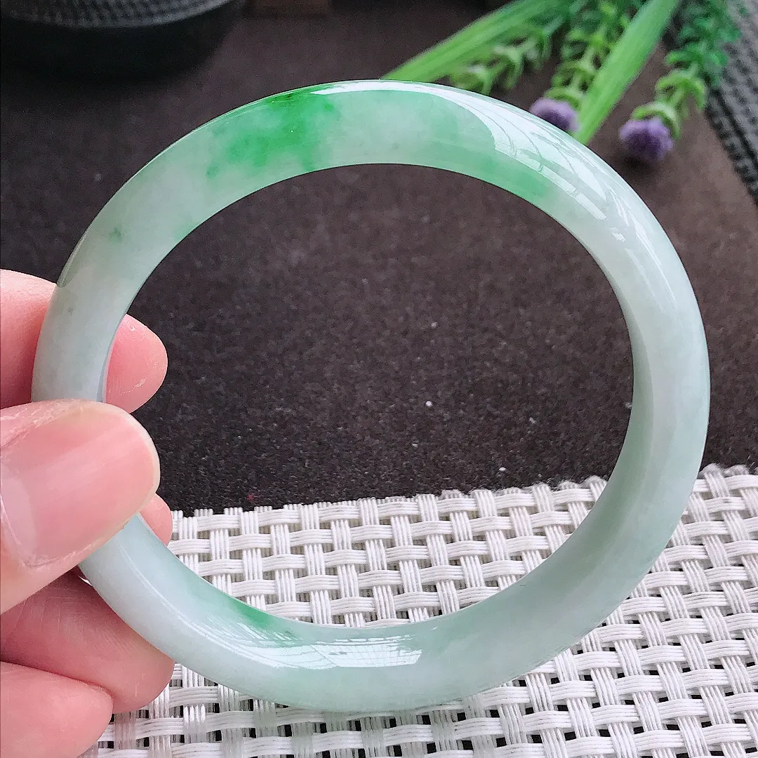 实拍A货翡翠59/11.6/7.8老坑冰润飘阳绿手镯宽边翡翠玉镯女款