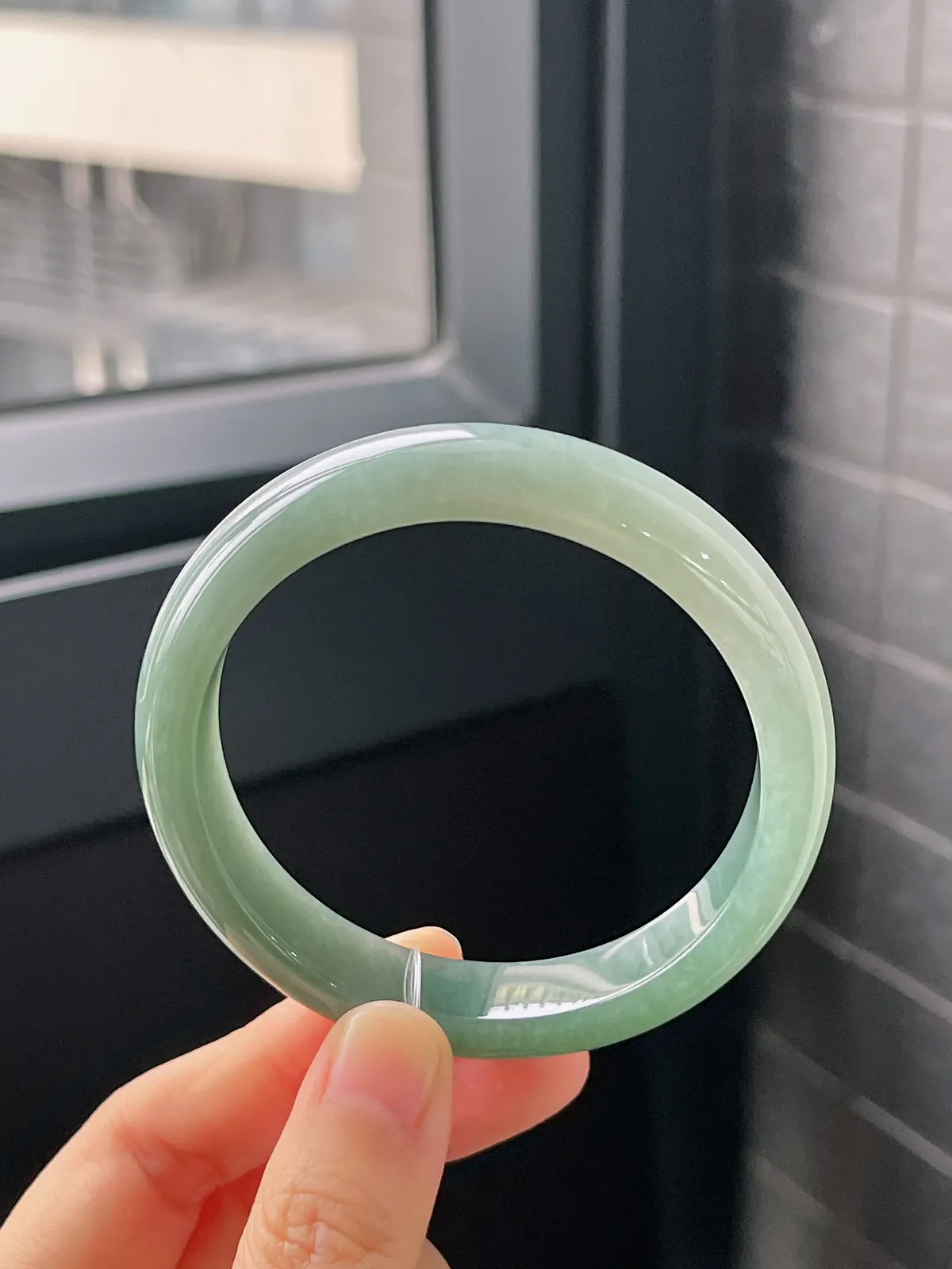 正圈56圈口，翡翠糯化种半山水手镯