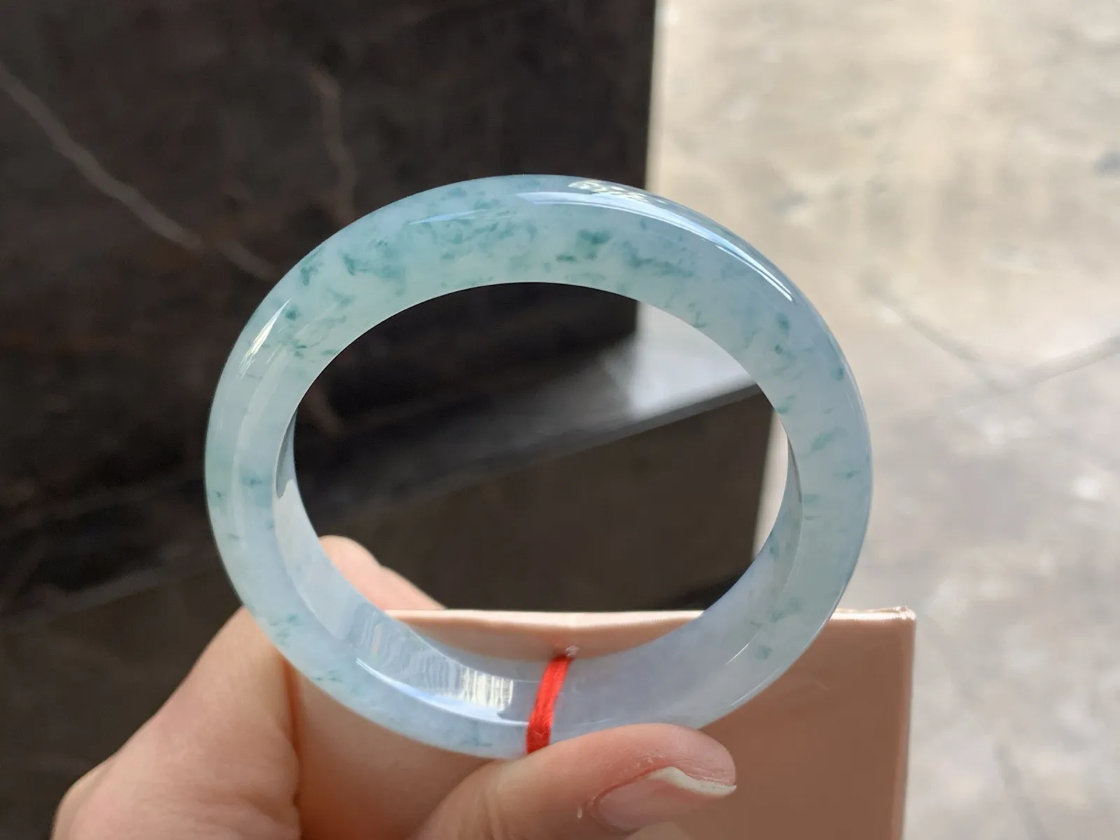 54.5-12.3-7.8

蓝花手镯^_^飘花灵韵