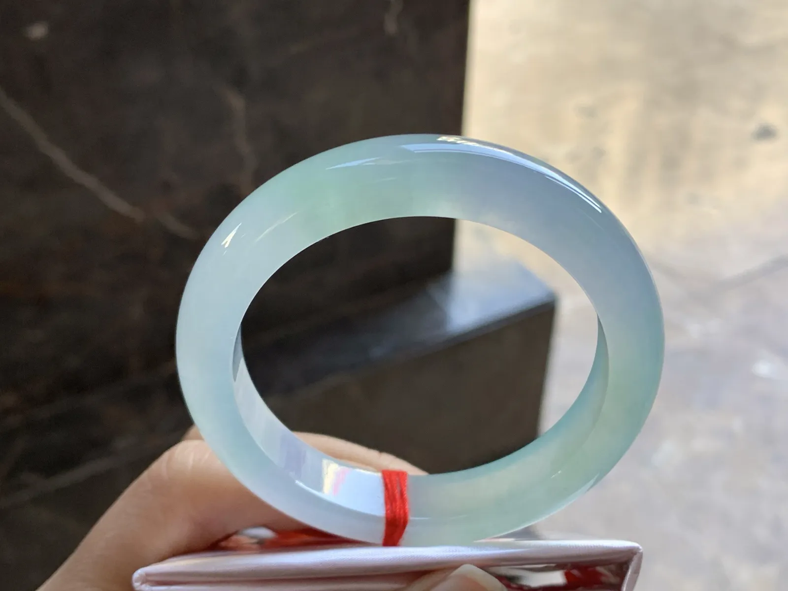 56-12.1-9.1

冰种淡春彩手镯^_^种水透亮