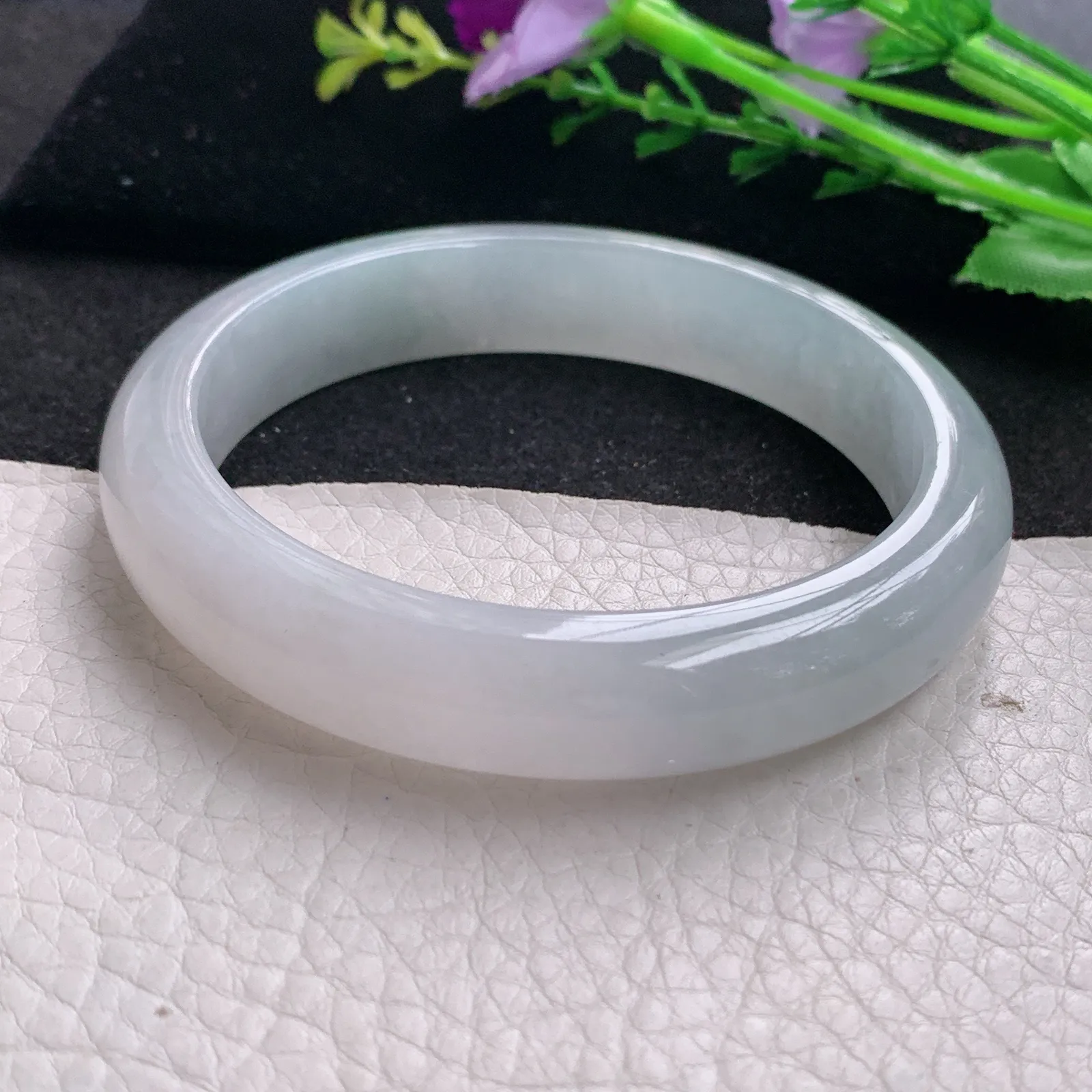 yh大圈口61*12.8*8.3平安镯 缅甸翡翠精美冰纯宽边玉手镯 玉手环