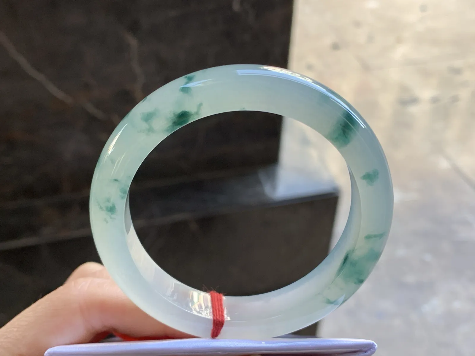 56.5-12.9-8.8

蓝花手镯^_^飘花灵韵