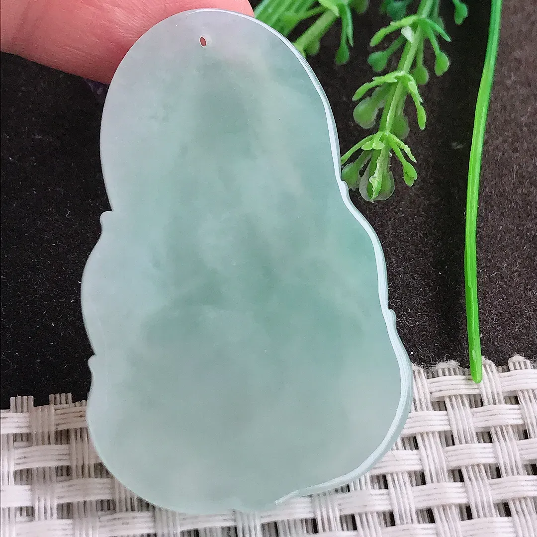 实拍A货翡翠52.6/34.3/6老坑冰润起胶冰晴底文殊菩萨吊坠翡翠守护神挂件