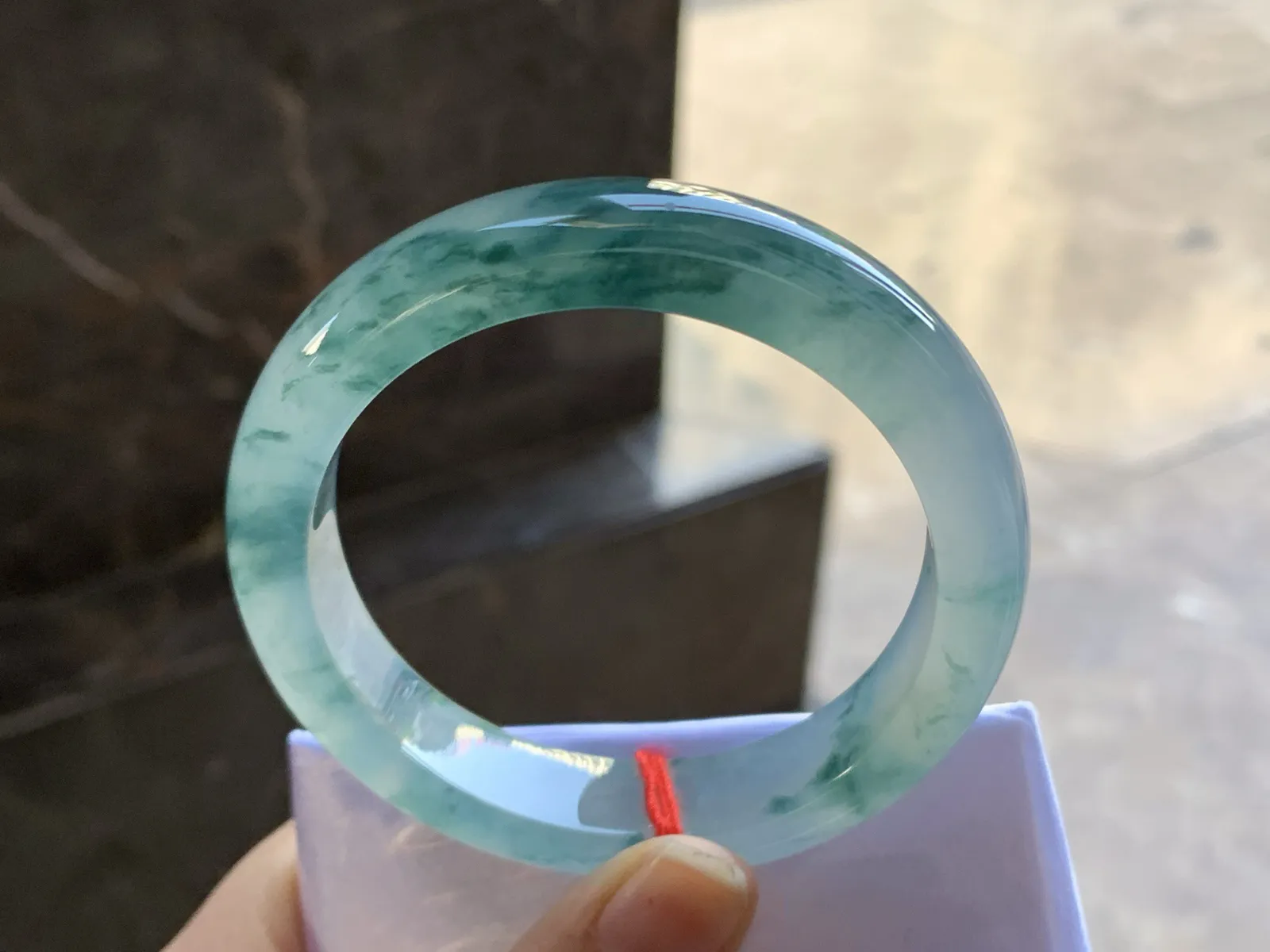 55-12.5-8.5

蓝花手镯^_^水润 冰透 飘花浓郁