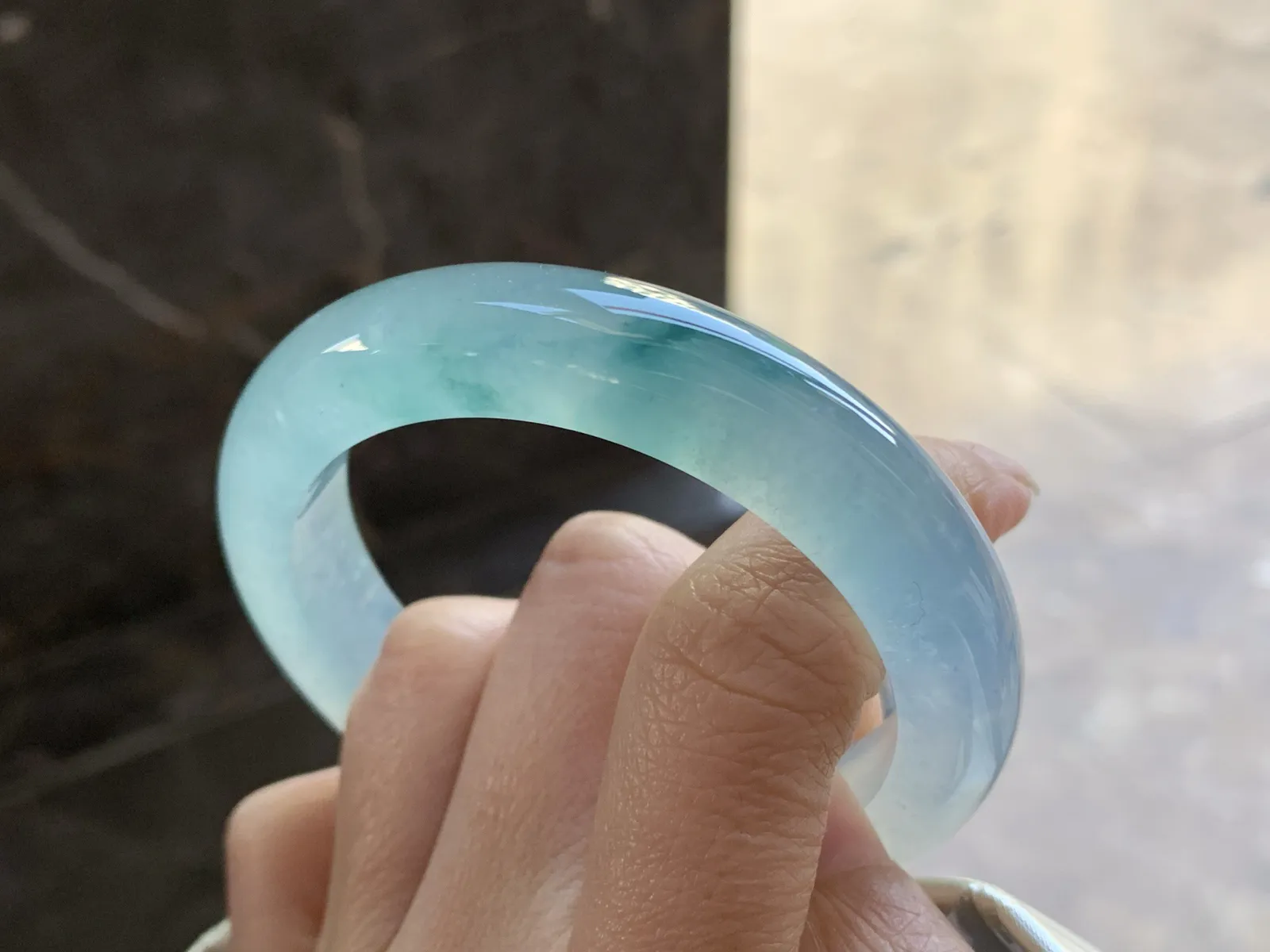 54-12.2-8

冰蓝花手镯^_^透亮