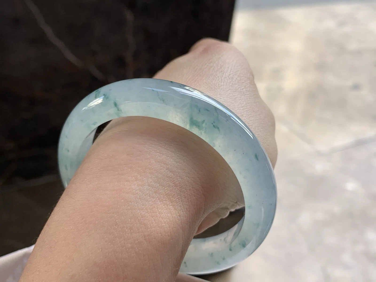 54.5-12.3-8.3

冰种蓝花手镯^_^通透