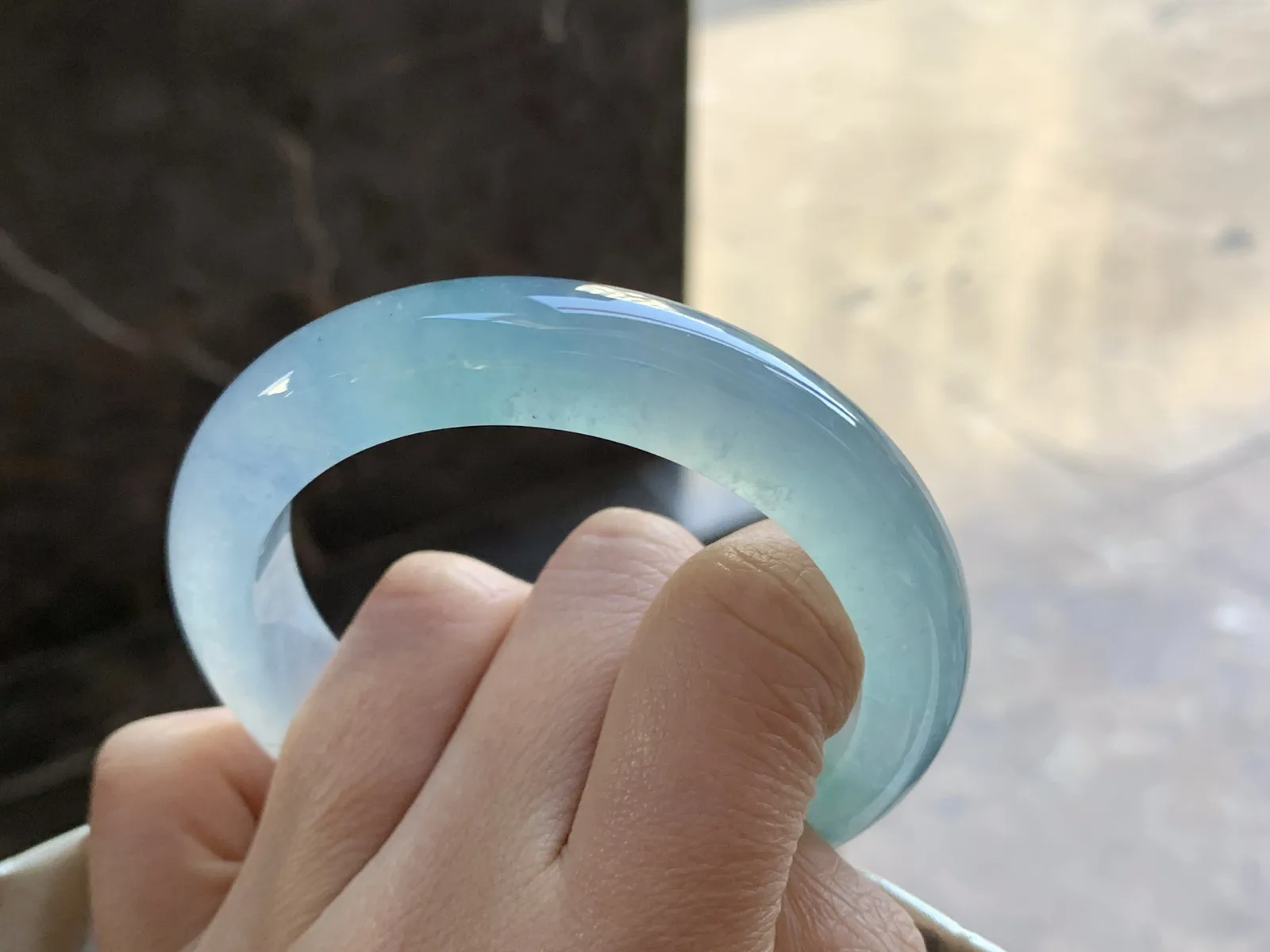 54-12.2-8

冰蓝花手镯^_^透亮