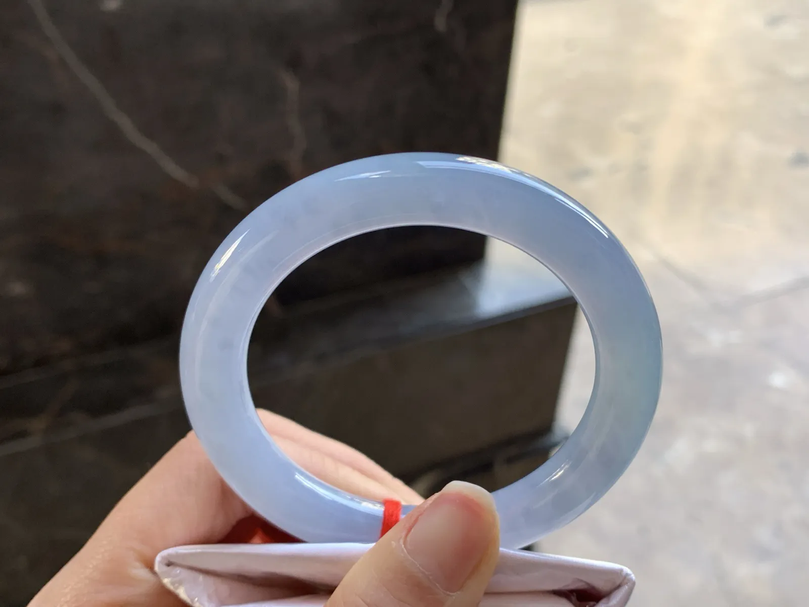 54-9.7

紫罗兰圆条手镯^_^细腻 清新