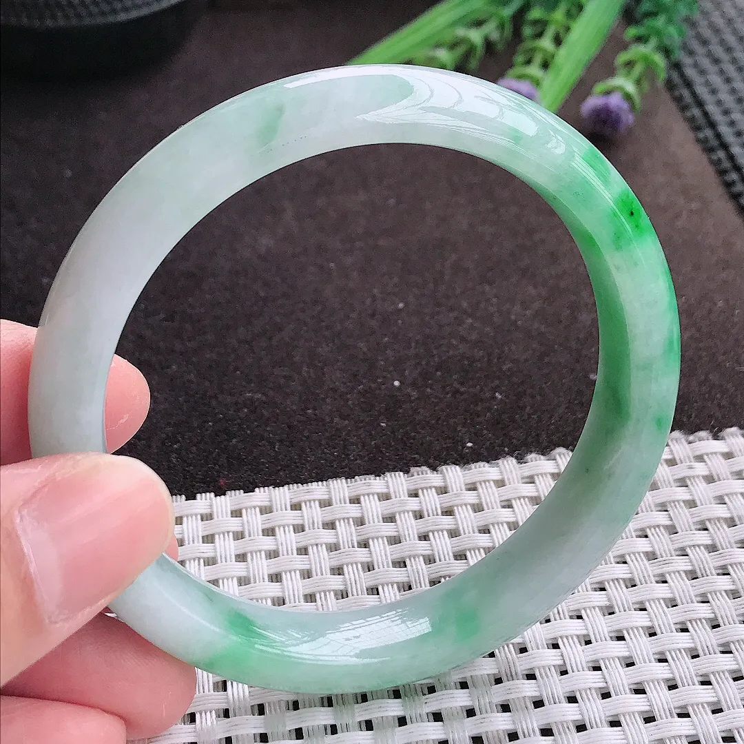 实拍A货翡翠59/11.6/7.8老坑冰润飘阳绿手镯宽边翡翠玉镯女款