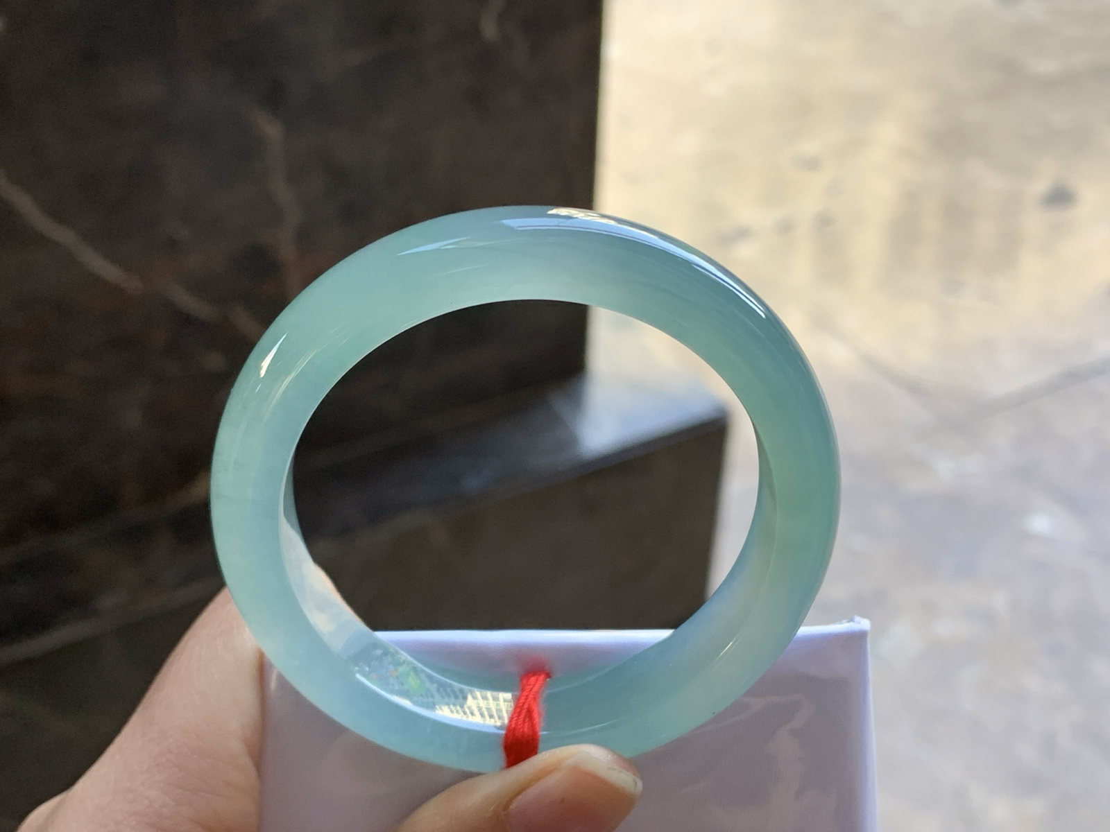 52-11.9-8.3

冰蓝手镯^_^水润冰透