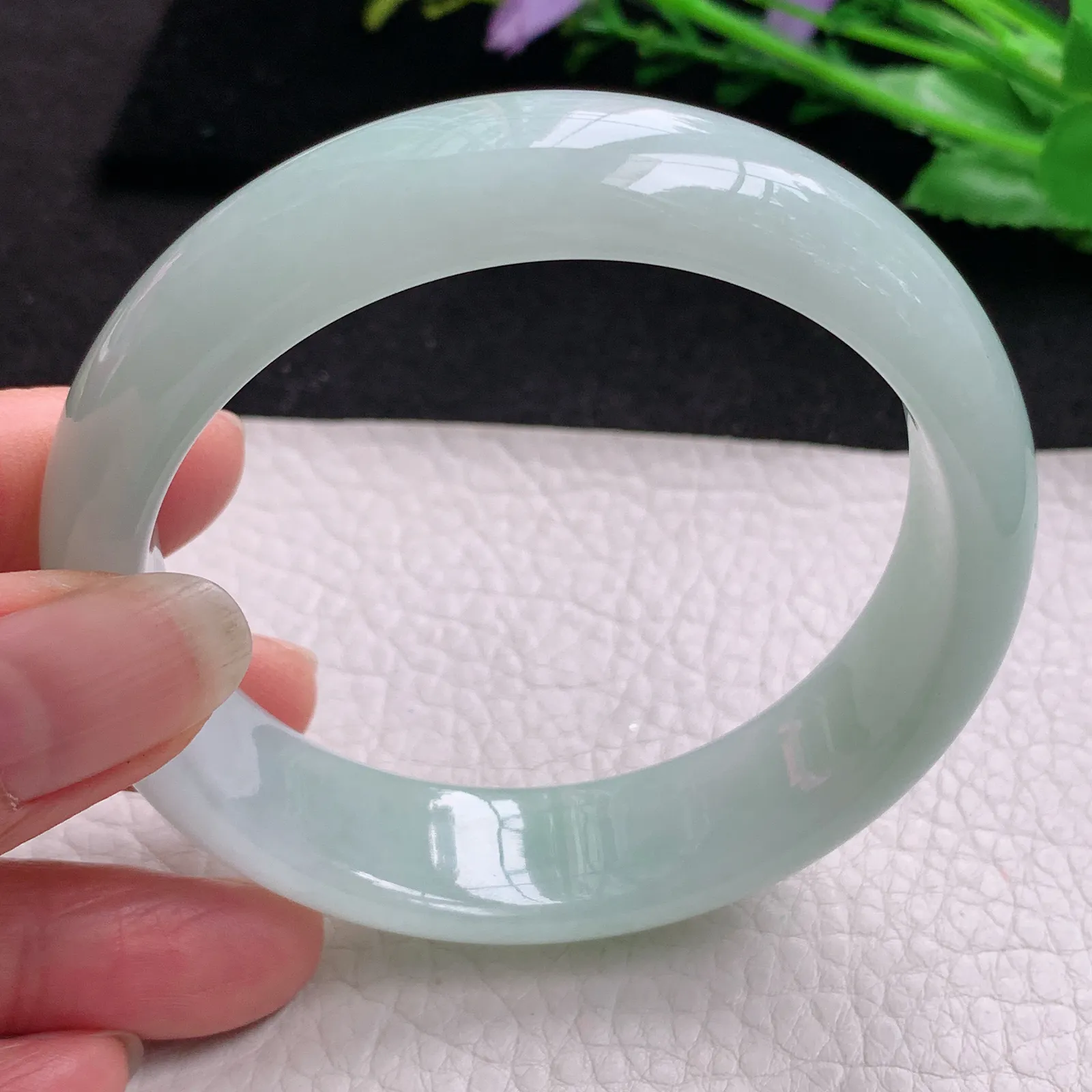 nr大圈口60*16.2*8.2轮胎镯 缅甸翡翠精美甜绿宽边玉手镯 玉手环